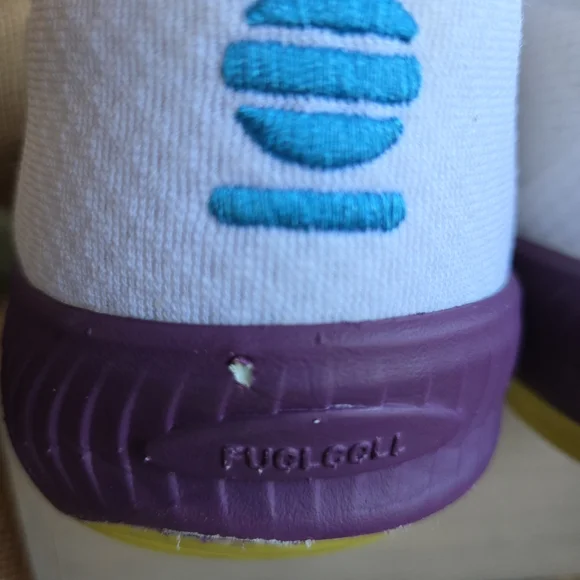 SOLD.     New Balance White and Multicolor Sneakers - Picture 4 of 9